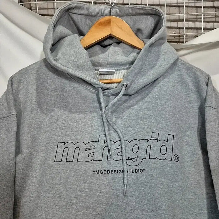 [BUNJANG] Mahagrid Big Logo Hoodie XL / [XL]마하그리드 빅 로고 후드티(만원샵)