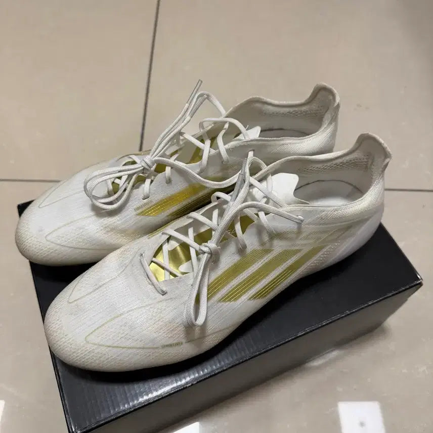 [SOLD OUT] 아디다스 F50 엘리트 축구화 화이트&amp;골드 (275)