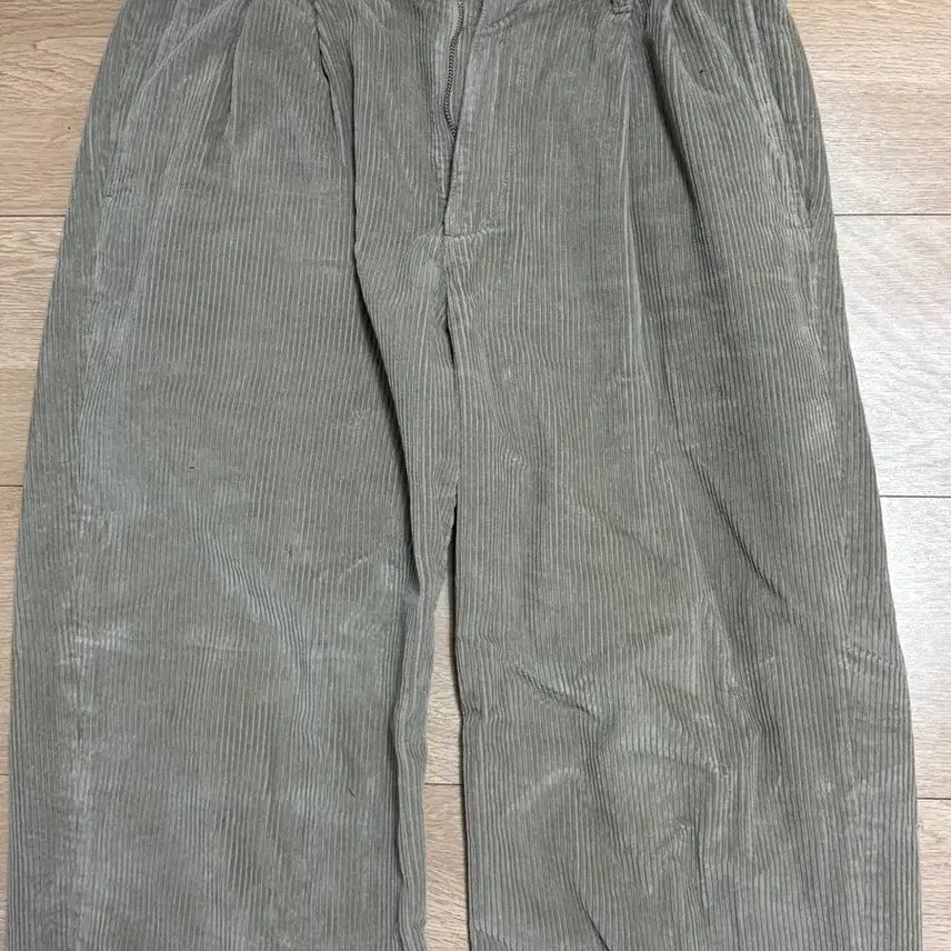 [BUNJANG] Steady Everywear 24FW Relaxed Corduroy Pants Beige Size 2 / 스테디에브리웨어 sew 24fw 릴렉스드 코듀로이 팬츠 베이지 2사이즈
