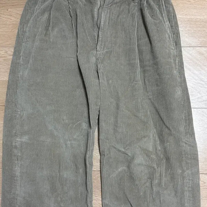 [BUNJANG] Steady Everywear 24FW Relaxed Corduroy Pants Beige Size 2 / 스테디에브리웨어 sew 24fw 릴렉스드 코듀로이 팬츠 베이지 2사이즈