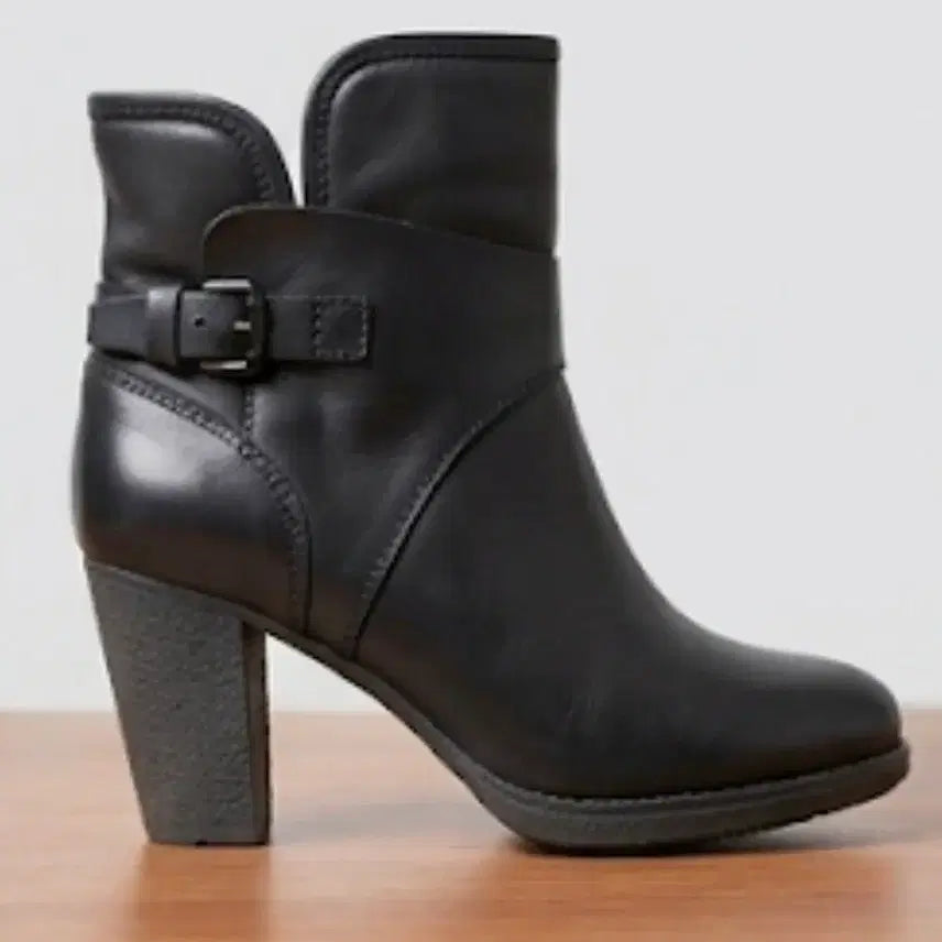 [BUNJANG] MANAAS Black Leather Ankle Boots / 새제품 MANAAS블랙 양가죽 앵클 부츠 (털 안감) 245