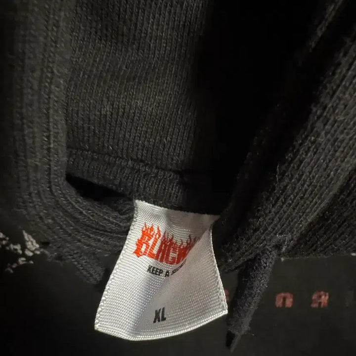 [BUNJANG] Blackout Black Hoodie XL / 블랙아웃 본 후드티 XL