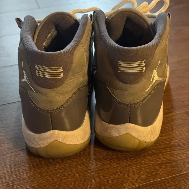 [BUNJANG] Nike Air Jordan 11 Cool Grey Sneakers / 나이키 에어조던 11 쿨그레이 265 사이즈 입니다