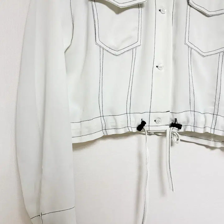 [SOLD OUT] 화이트 크롭 셔켓