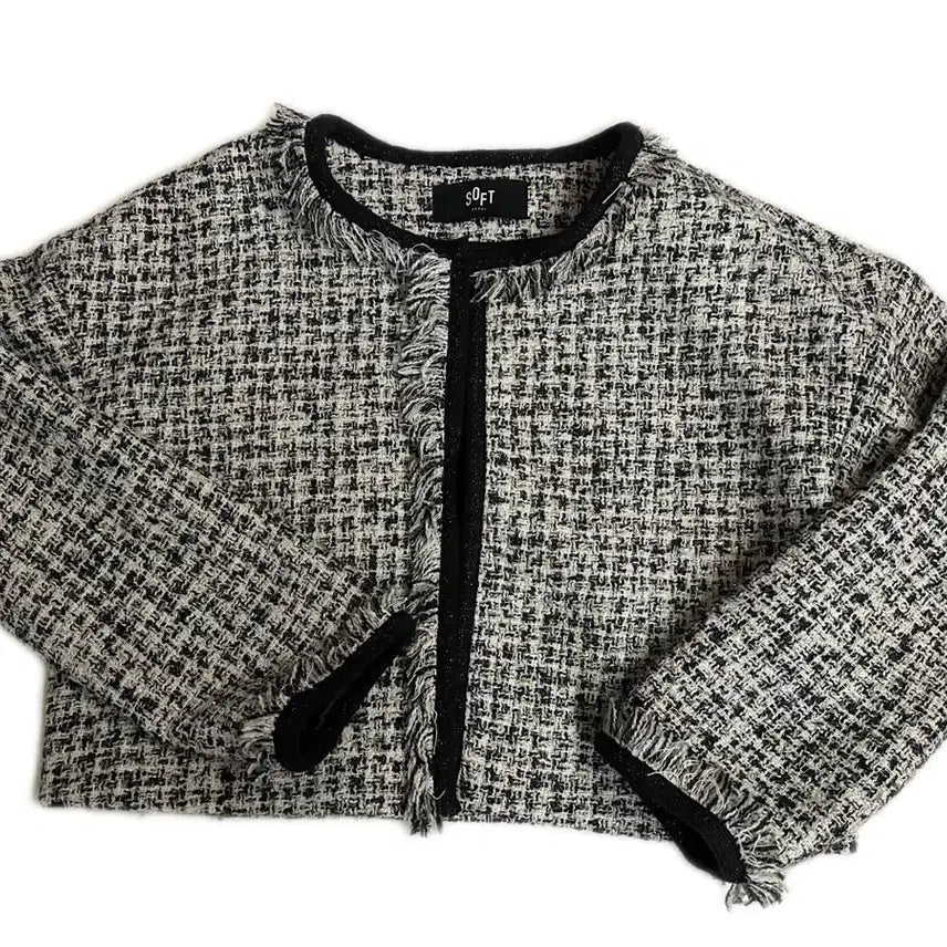 [BUNJANG] Soft Seoul Fringe Crop Tweed Jacket [Black] / 소프트서울 프린지 크롭 트위드 자켓 [블랙]