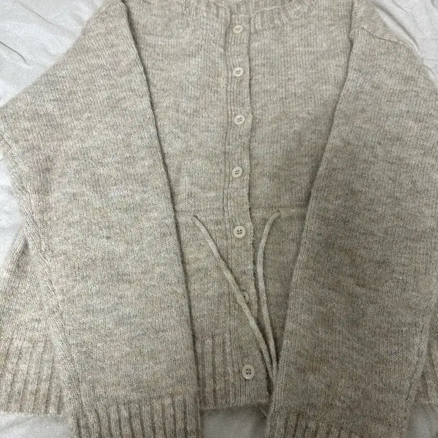 [BUNJANG] Wool Boatneck Raglan Knit Cardigan with Waist String / 청순무드, 도톰 울 보트넥 나그랑 허리 스트링 루즈핏 니트가디건