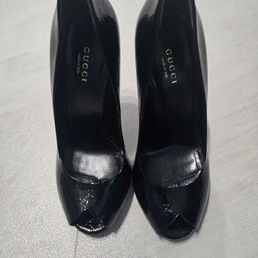 [BUNJANG] Gucci Open Toe Sima Patent Leather Heels / 새상품 오픈포 시마 페이던트 구찌