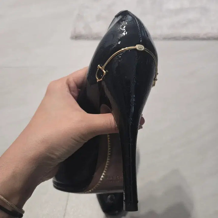 [BUNJANG] Gucci Open Toe Sima Patent Leather Heels / 새상품 오픈포 시마 페이던트 구찌