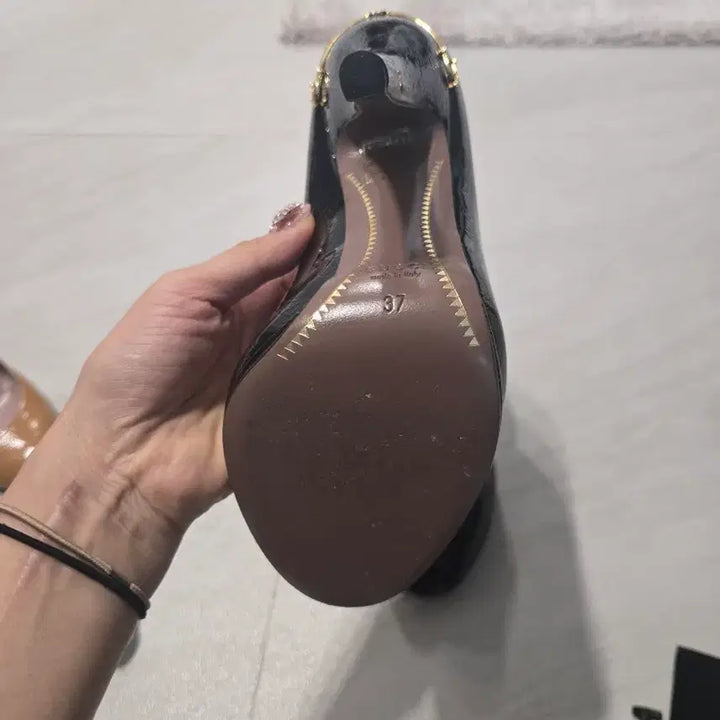 [BUNJANG] Gucci Open Toe Sima Patent Leather Heels / 새상품 오픈포 시마 페이던트 구찌