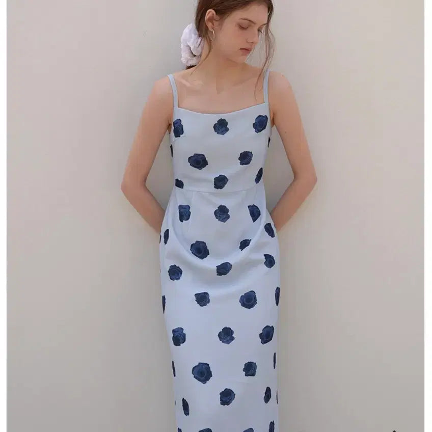 [BUNJANG] Around U Rose Dress - S Size / 어라운드율 로즈원피스 소라컬러