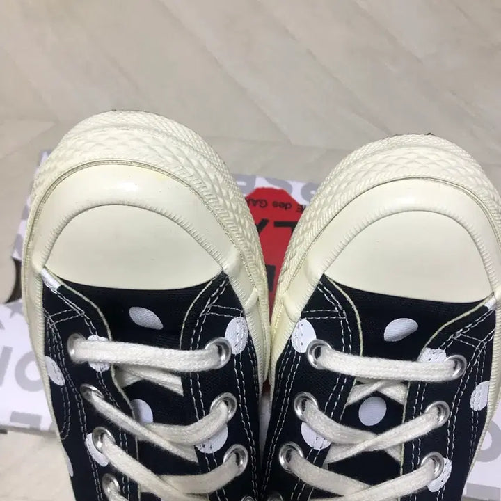 [BUNJANG] Comme des Garcons Dot Converse 240 Size / 꼼데가르송 도트 컨버스 240size