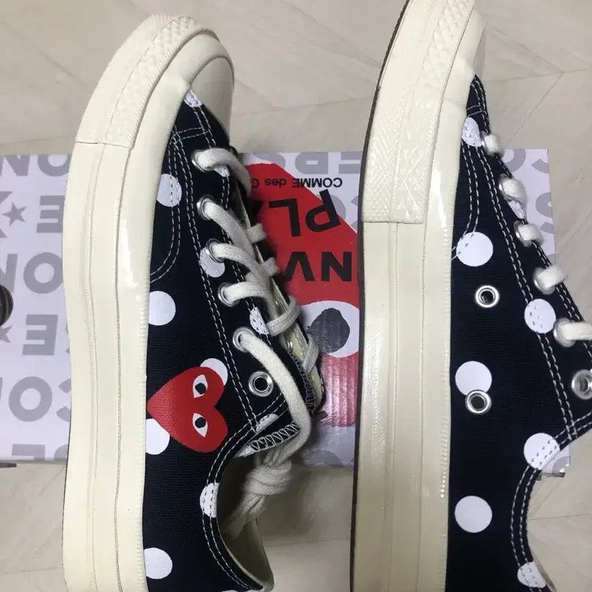 [BUNJANG] Comme des Garcons Dot Converse 240 Size / 꼼데가르송 도트 컨버스 240size