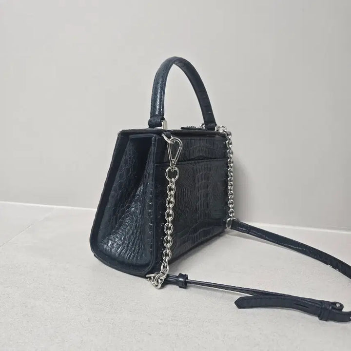 [BUNJANG] Jalmoi Crocodile Leather Chain Shoulder Tote Crossbody Bag / 잘모이   악어가죽 체인  숄더 토드 크로스백