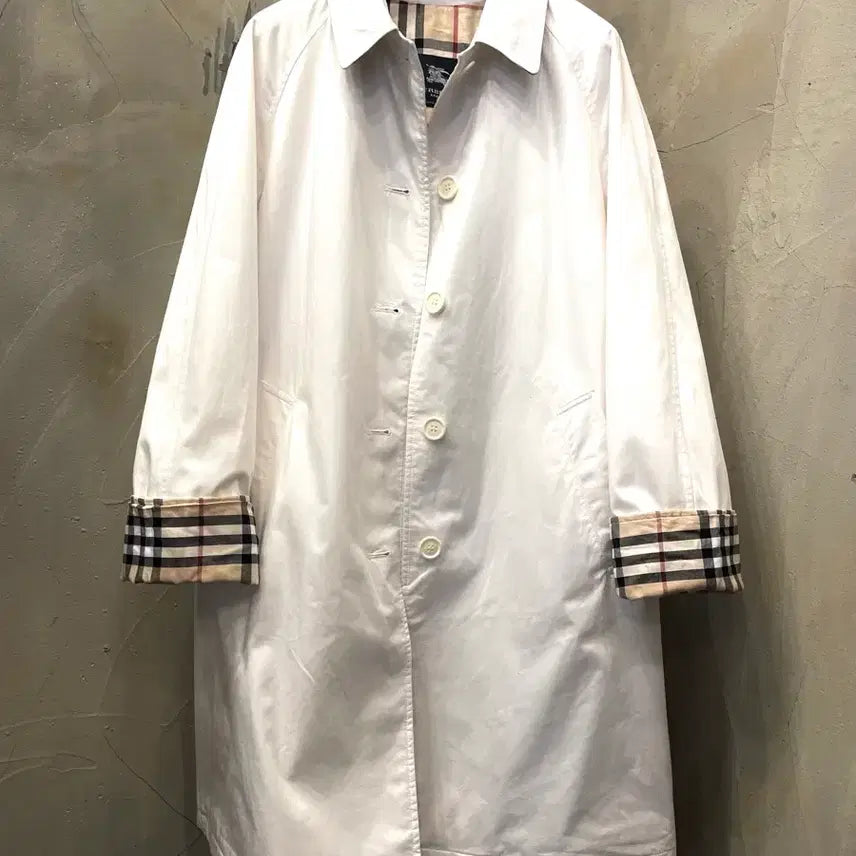 [SOLD OUT] 버버리 런던 화이트 면 폴리 트렌치 코트 66~77