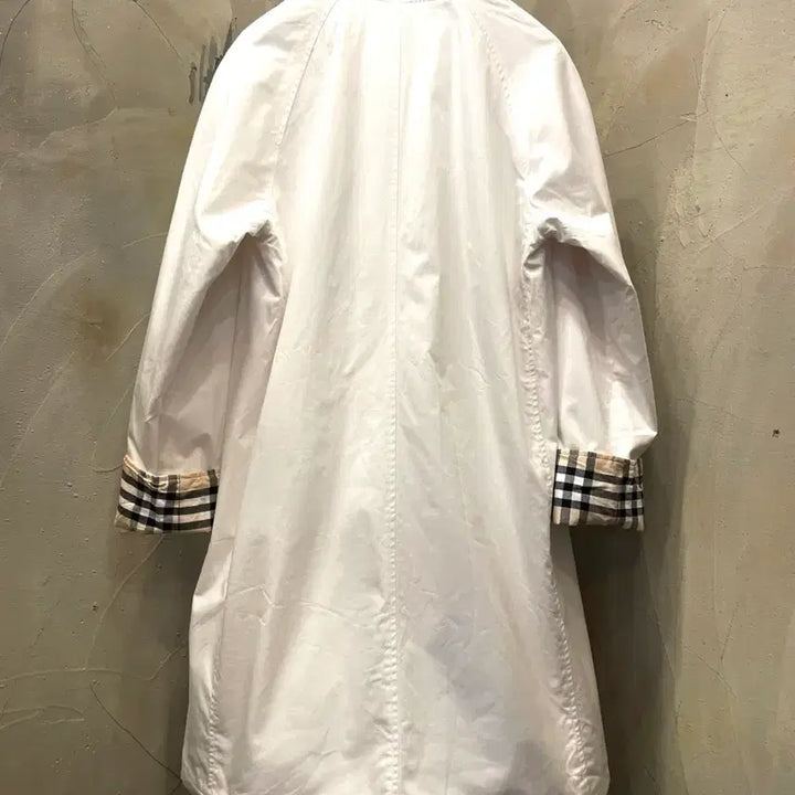 [SOLD OUT] 버버리 런던 화이트 면 폴리 트렌치 코트 66~77