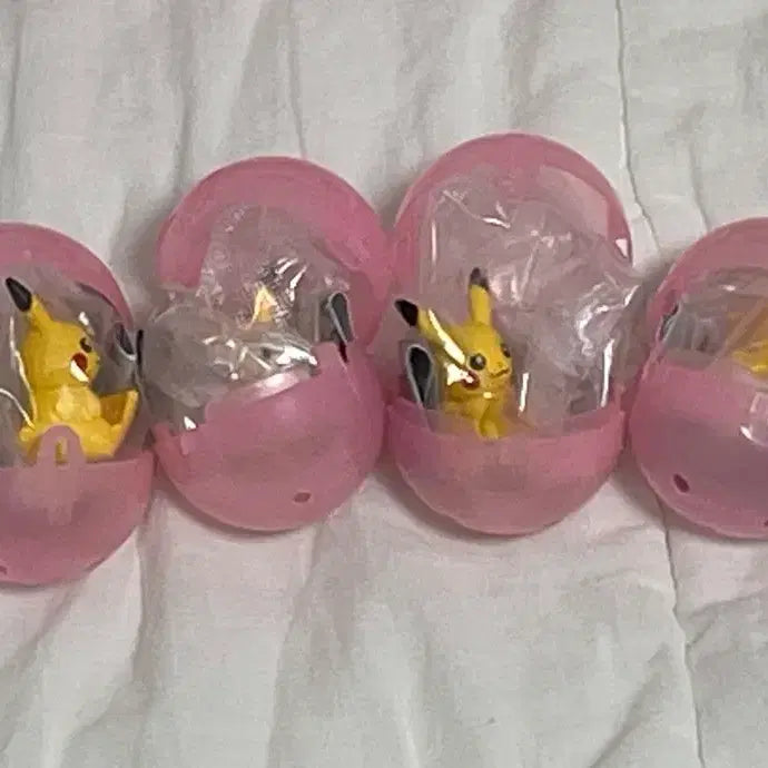 [BUNJANG] Pokemon Tail View Gacha Pikachu Figure / (미개봉) 포켓몬스터 내 꼬리를 봐 가챠 피카츄