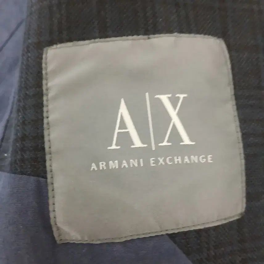 [BUNJANG] Armani Exchange Checkered Casual Blazer / 아르마니 엑스체인지 체크무늬 캐쥬얼 블레이저 (원 버튼)