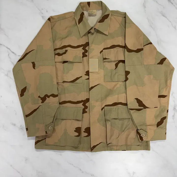 [BUNJANG] Military Camouflage Jacket (105) + US Military Pants / [새제품급] 카모 밀리터리 자켓 105사이즈 (+미군 바지 무료 증정)