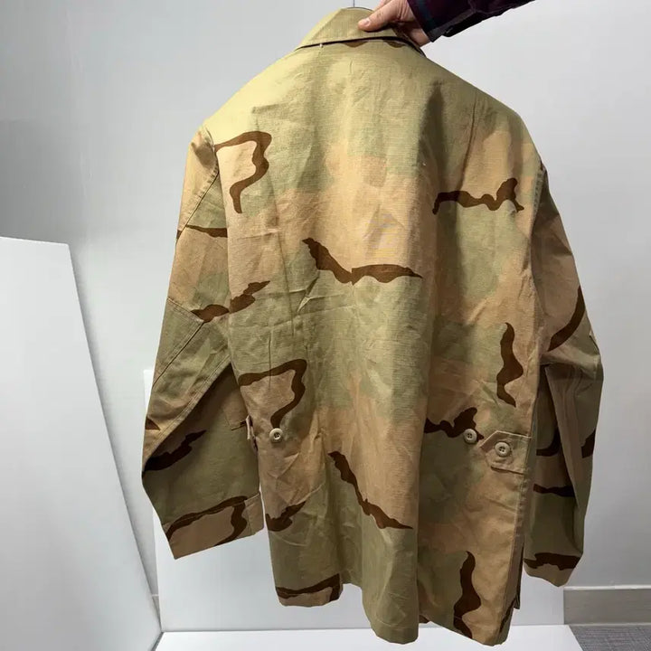 [BUNJANG] Military Camouflage Jacket (105) + US Military Pants / [새제품급] 카모 밀리터리 자켓 105사이즈 (+미군 바지 무료 증정)