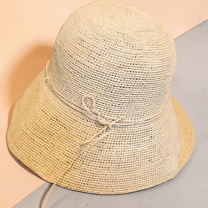 [BUNJANG] Helen Kaminski Raffia Bucket Hat / 헬렌카민스키 버킷햇