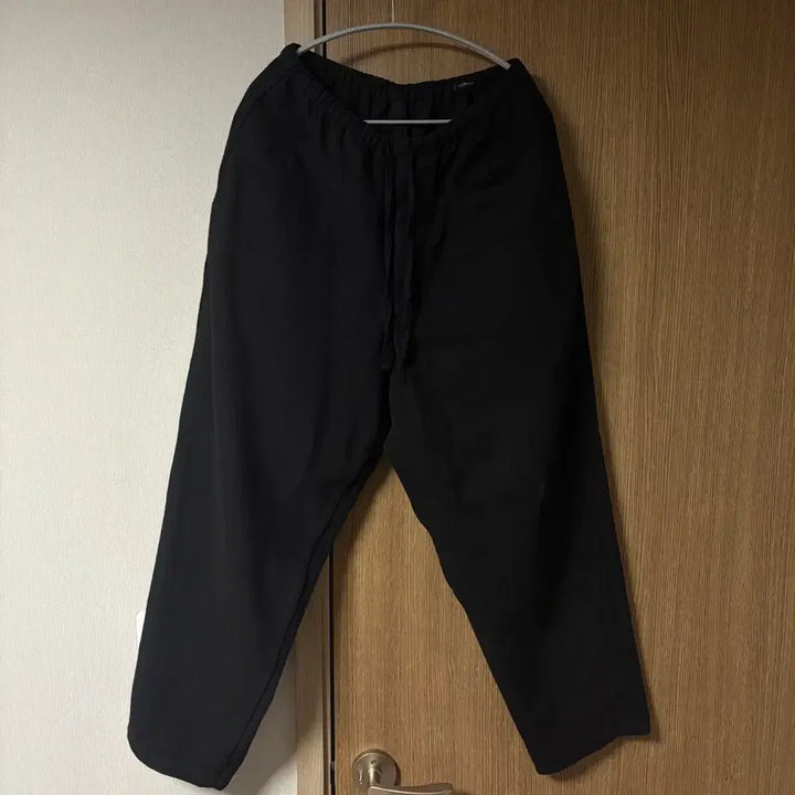 [BUNJANG] Comoli 26ss Black Drill Tapered Pants / [1] 코모리 26ss 블랙드릴 테이퍼드 팬츠