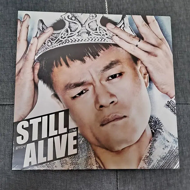 [SOLD OUT] 박진영 살아있네 미개봉 lp