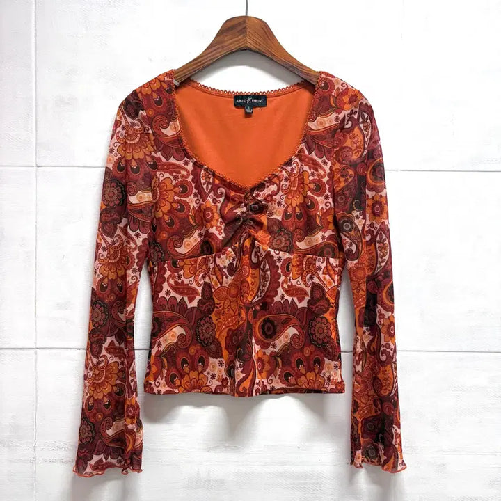 [BUNJANG] Ethnic Hippie Paisley Flower Pattern Long Sleeve Top / 에스닉 히피 페이즐리 플라워 패턴 롱슬리브