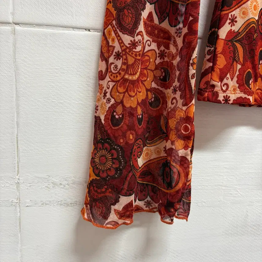 [BUNJANG] Ethnic Hippie Paisley Flower Pattern Long Sleeve Top / 에스닉 히피 페이즐리 플라워 패턴 롱슬리브