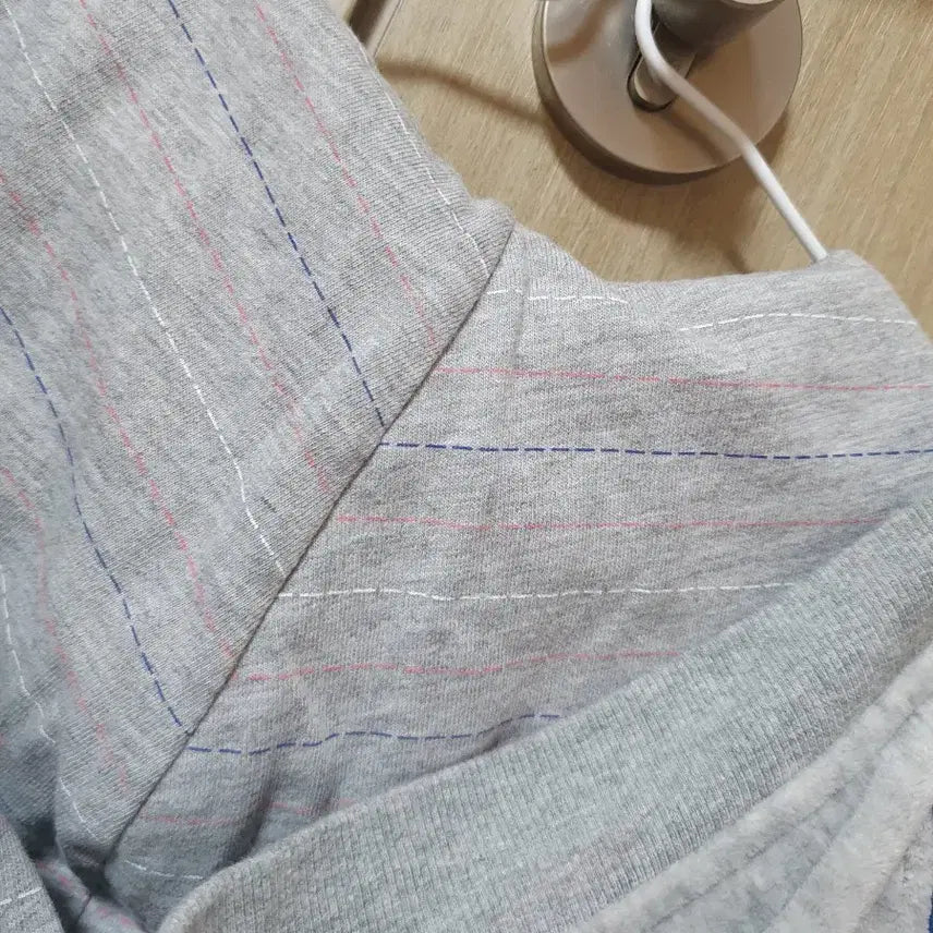[BUNJANG] (희귀 소장품)90 아디다스 정품 보들보들 후드집업 / (희귀 소장품)90 아디다스 정품 보들보들 후드집업