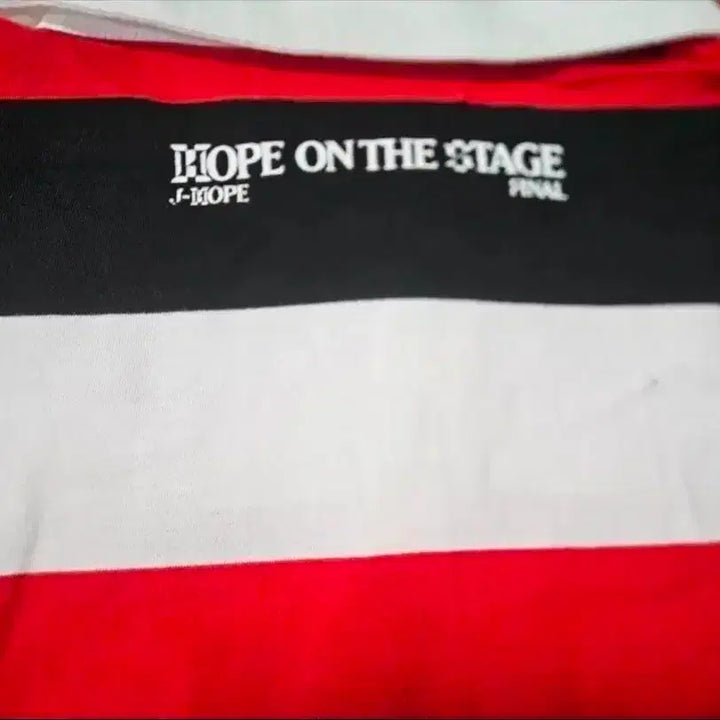 [BUNJANG] BTS J-Hope Stripe Multi T-Shirt + Photocard / 새상품) bts 제이홉 스트라이프 멀티 티셔츠 + 포토카드  판매합니다