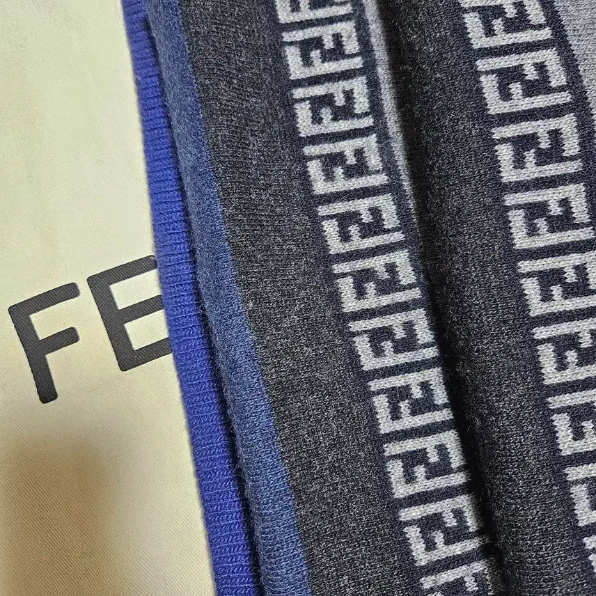 [BUNJANG] Fendi FF Logo Stripe Scarf / 펜디 정품 FF 로고 스트라이프 머플러