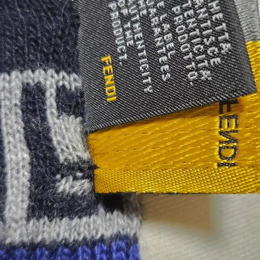 [BUNJANG] Fendi FF Logo Stripe Scarf / 펜디 정품 FF 로고 스트라이프 머플러