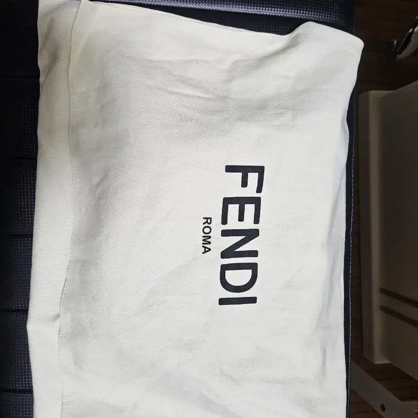 [BUNJANG] Fendi FF Logo Stripe Scarf / 펜디 정품 FF 로고 스트라이프 머플러