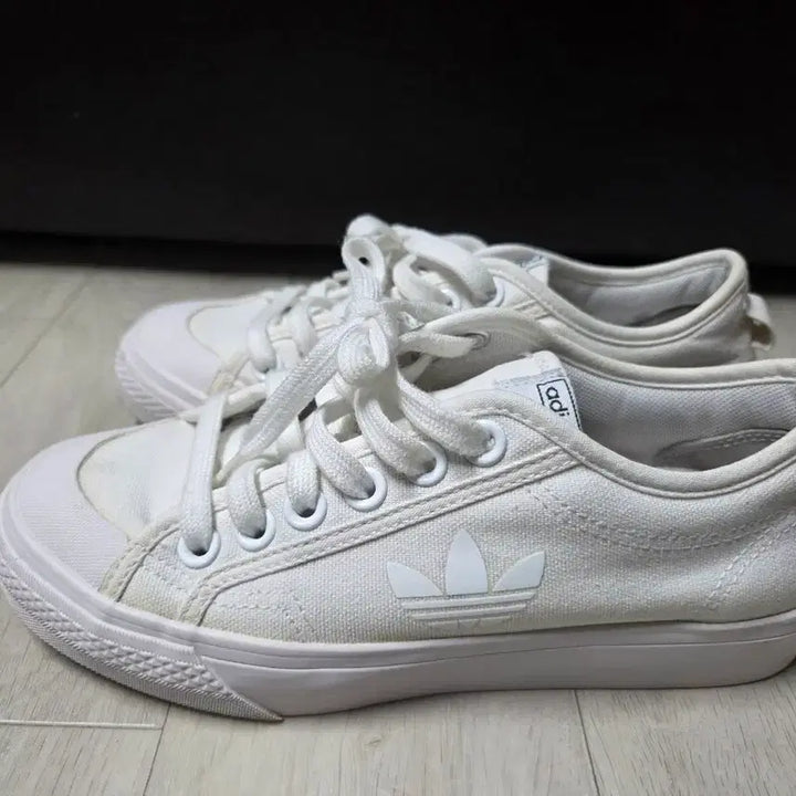 [SOLD OUT] 아디다스 운동화 니짜 트레포일