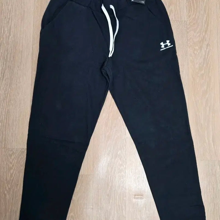 [BUNJANG] Under Armour Training Pants (Black) - M Size / 언더아머 검정색 트레이닝 바지 M 새상품