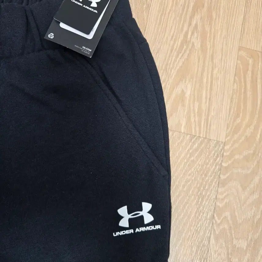 [BUNJANG] Under Armour Training Pants (Black) - M Size / 언더아머 검정색 트레이닝 바지 M 새상품