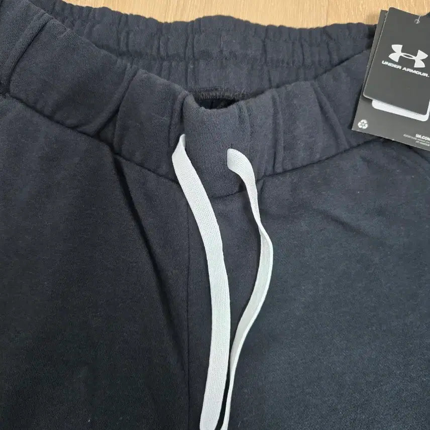 [BUNJANG] Under Armour Training Pants (Black) - M Size / 언더아머 검정색 트레이닝 바지 M 새상품
