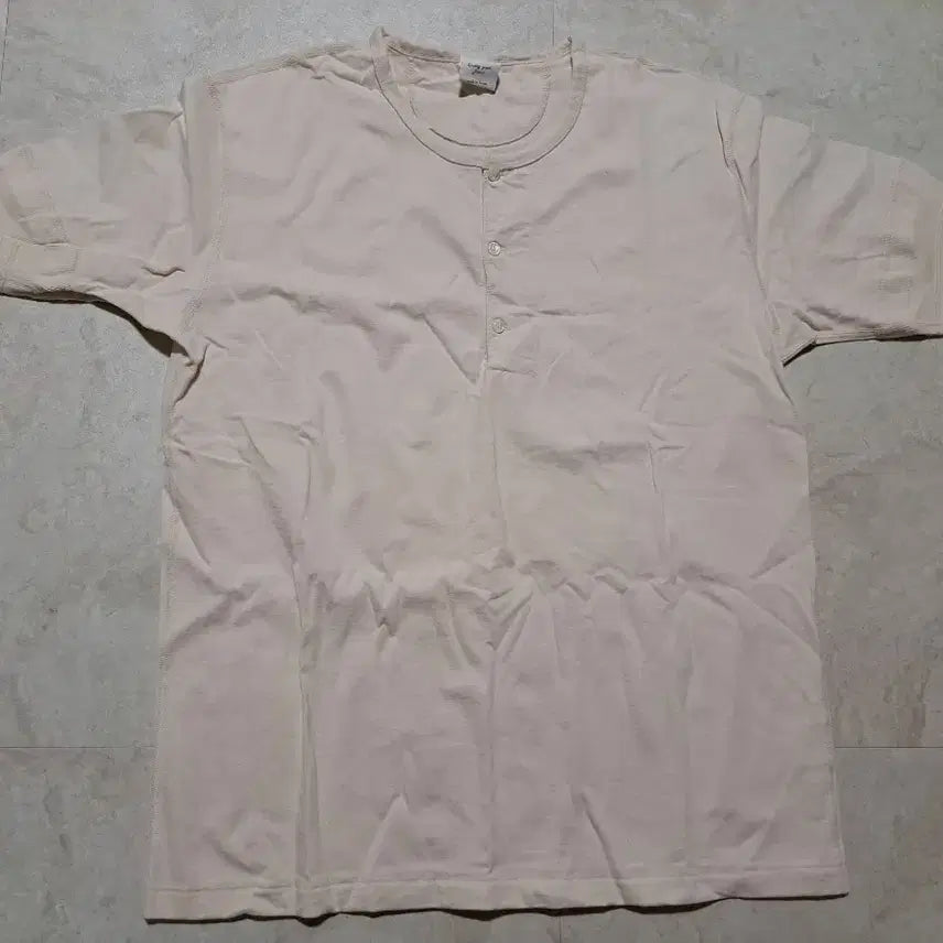 [BUNJANG] Needlework Henley Neck Short Sleeve T-Shirt / 니들워크 헨리넥 반팔 티셔츠