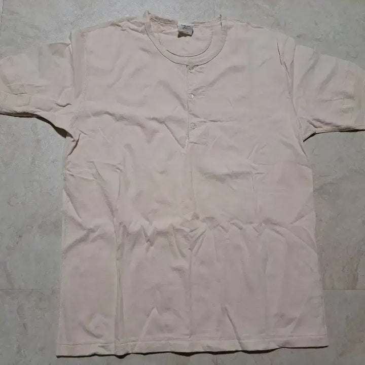 [BUNJANG] Needlework Henley Neck Short Sleeve T-Shirt / 니들워크 헨리넥 반팔 티셔츠