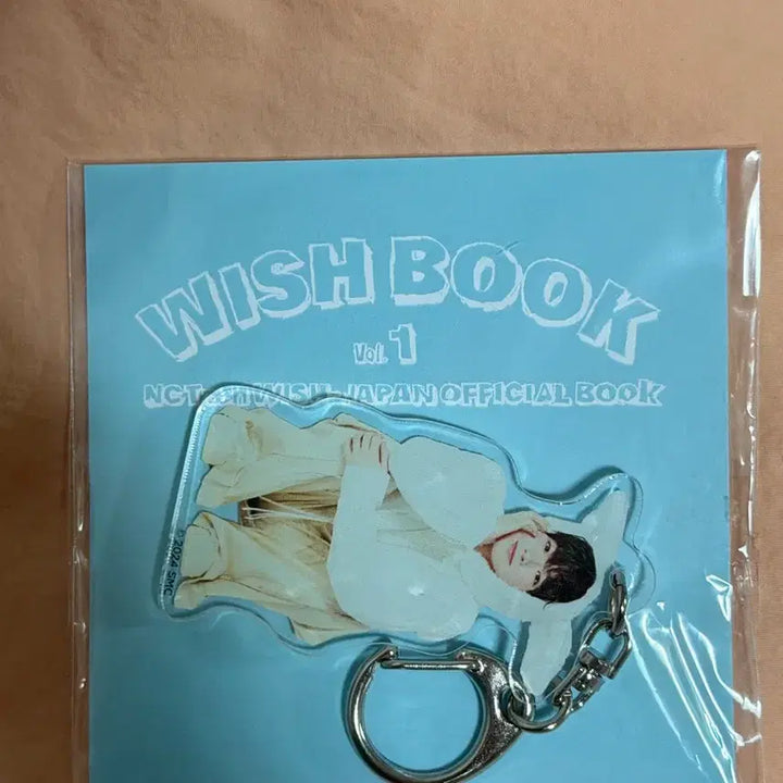[SOLD OUT] 엔시티위시 위시북 일본 아크릴 키링 사쿠야