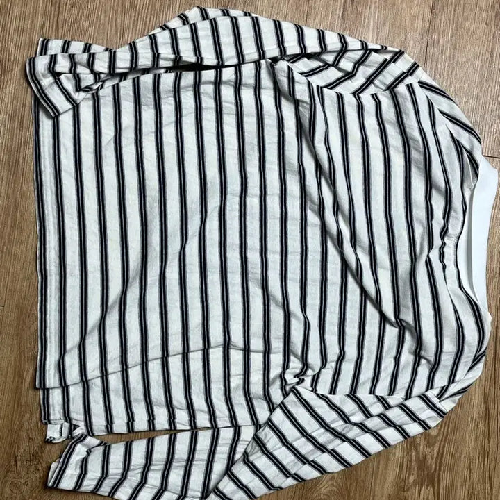 [BUNJANG] Poeto Ivory Rugby T-shirt / (아이보리) 포에토 럭비 티셔츠