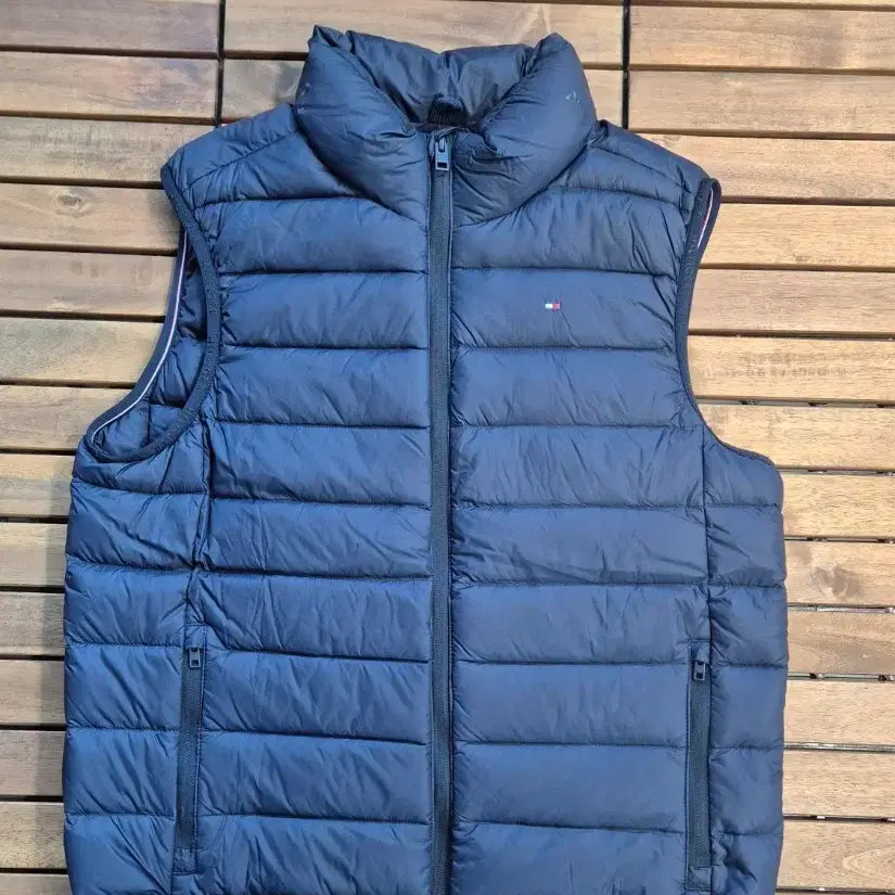 [BUNJANG] Tommy Hilfiger Navy Padded Vest / 타미힐피거 네이비 패딩 조끼