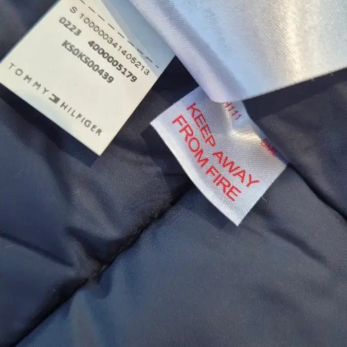 [BUNJANG] Tommy Hilfiger Navy Padded Vest / 타미힐피거 네이비 패딩 조끼