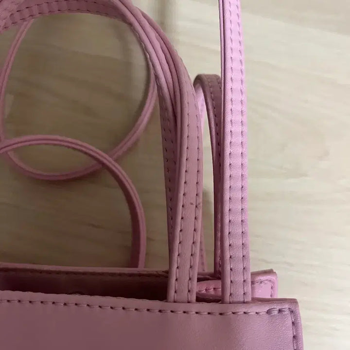 [BUNJANG] Telfar Small Bubblegum Crossbody Bag / 텔파 스몰 버블검