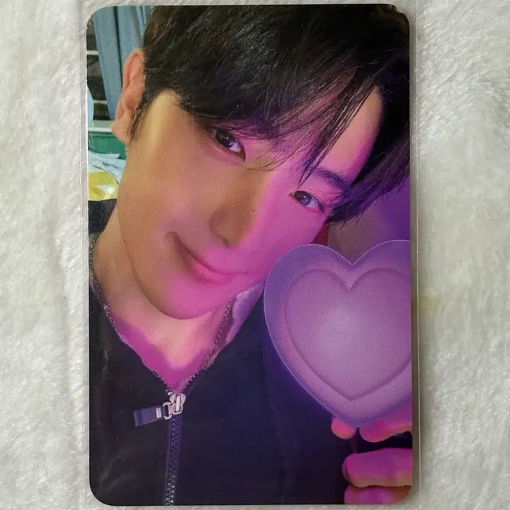 [BUNJANG] The Boyz Hyunjae Photocard / 더보이즈 현재 응원봉 포카