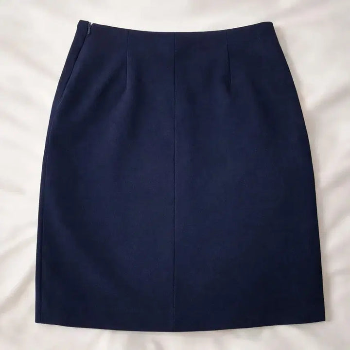 [BUNJANG] CLOVIS Navy Wrap H-Line Skirt / 클로비스(CLOVIS) 네이비 랩 스타일 H라인 스커트 (70사이즈)