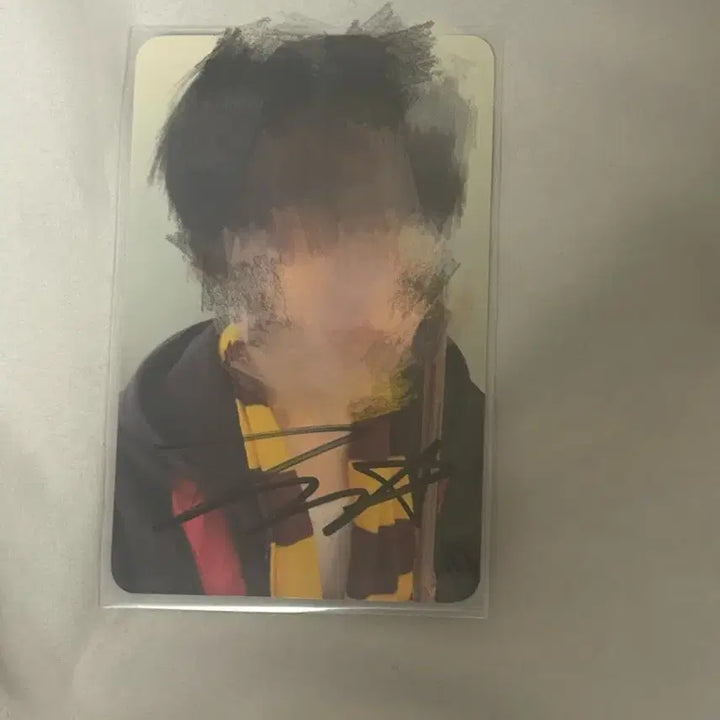 [BUNJANG] WHIB Kim Junmin Signed Photocard / 휘브 김준민 낙서 싸인 포카 판매