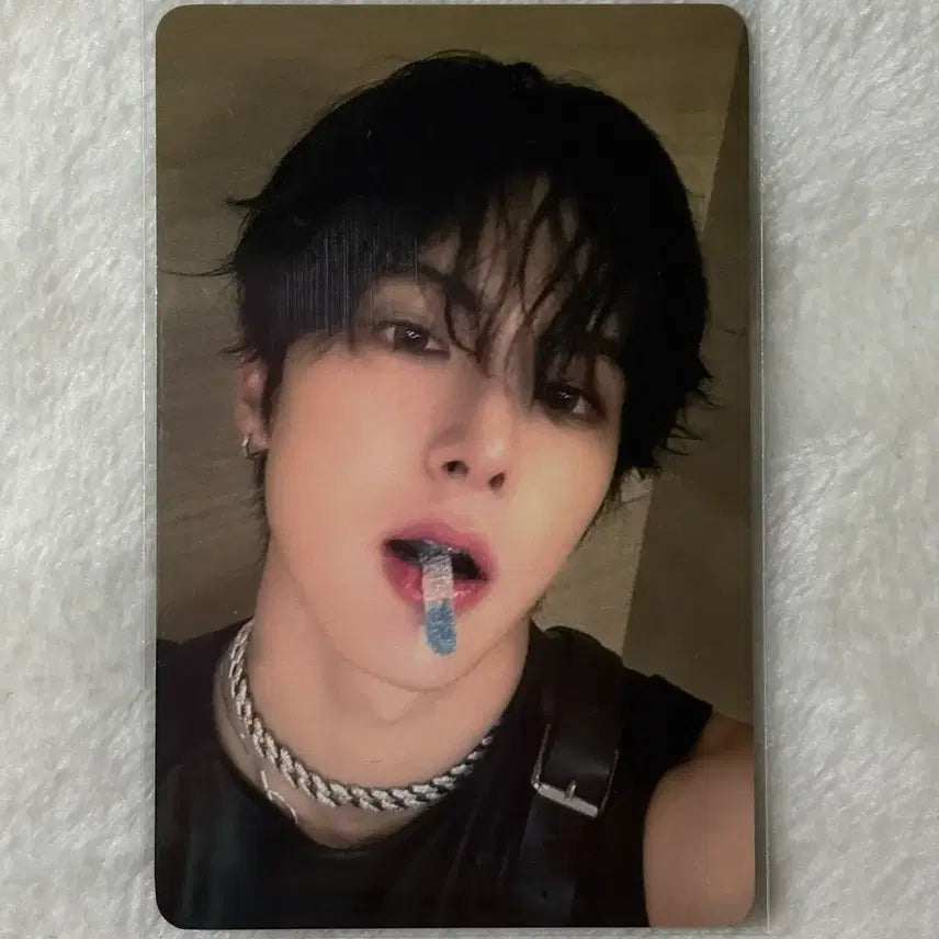 [BUNJANG] The Boyz Eric The B-Zone Concert Photocard / 더보이즈 에릭 더블레이즈 첫콘 입장포카