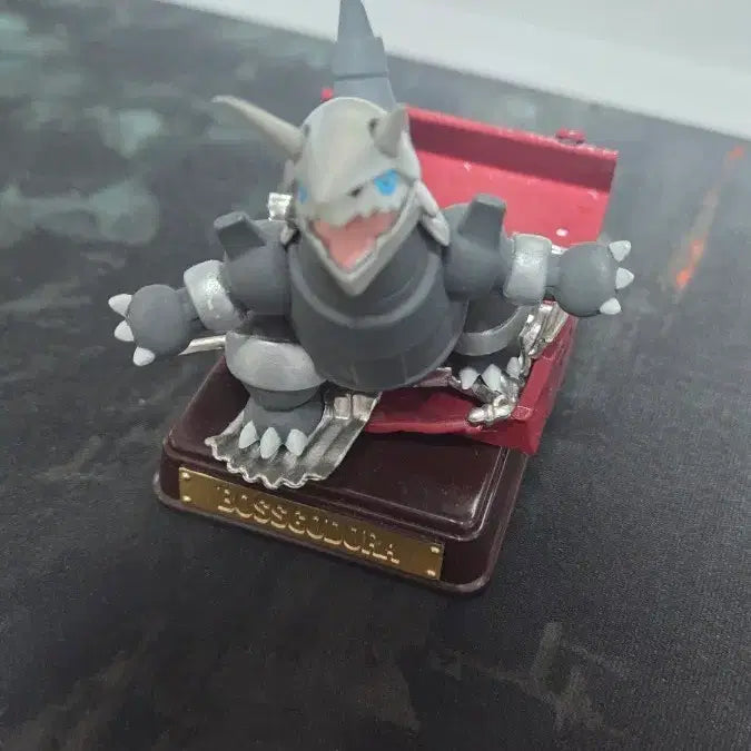[SOLD OUT] 포켓몬 보스로라 리멘트