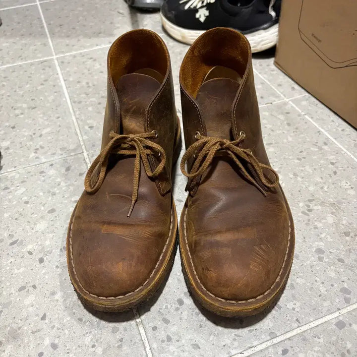 [BUNJANG] Clarks Desert Chukka Boots Beeswax US 8 / 클락스 데저트부츠 비즈왁스 255
